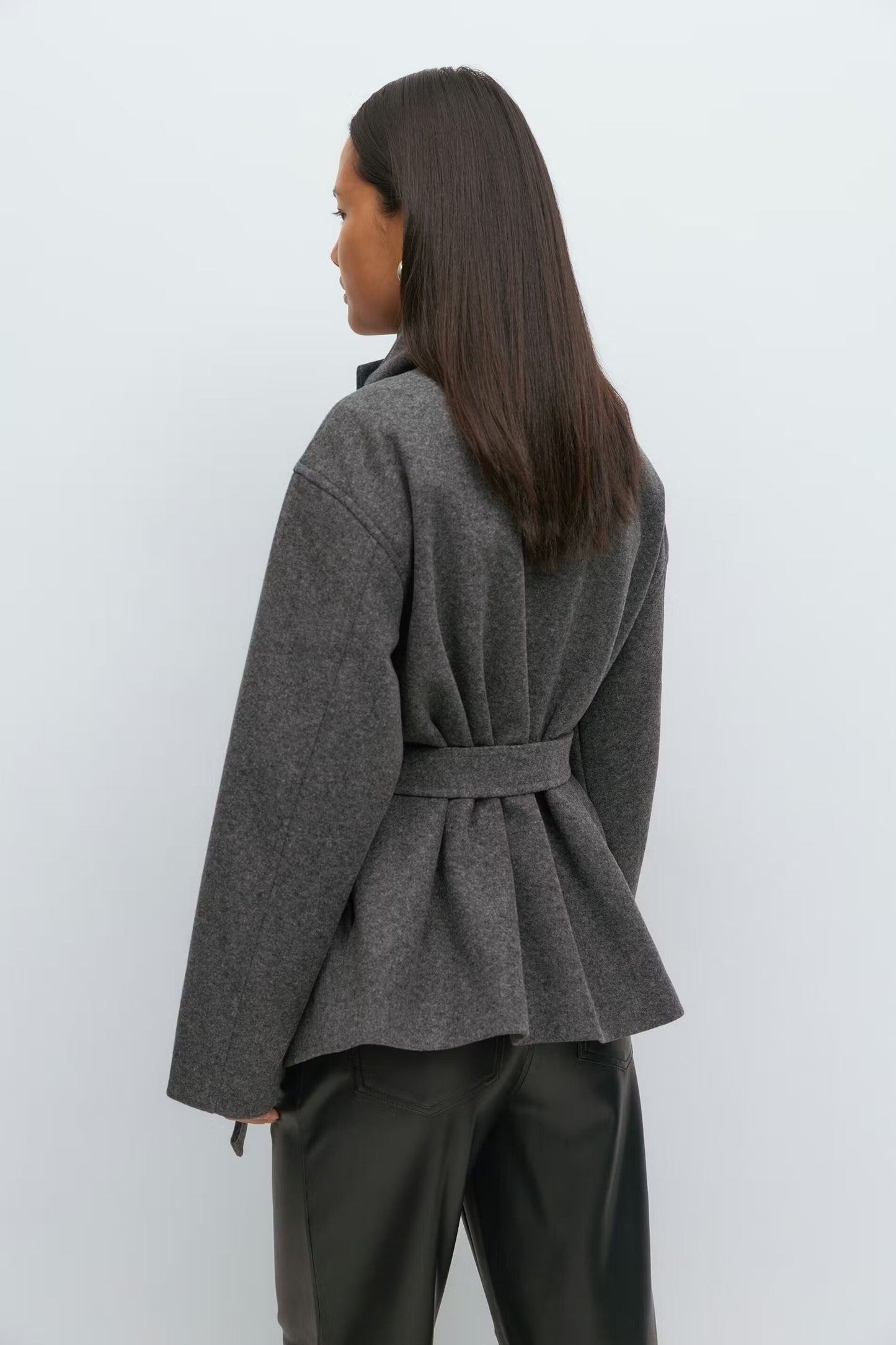 Alma Mid-Length Coat – Gray