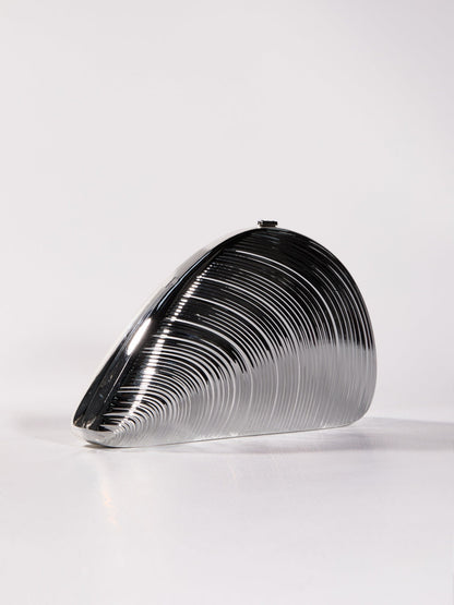 Maika Seashell Convertible Clutch In Silver