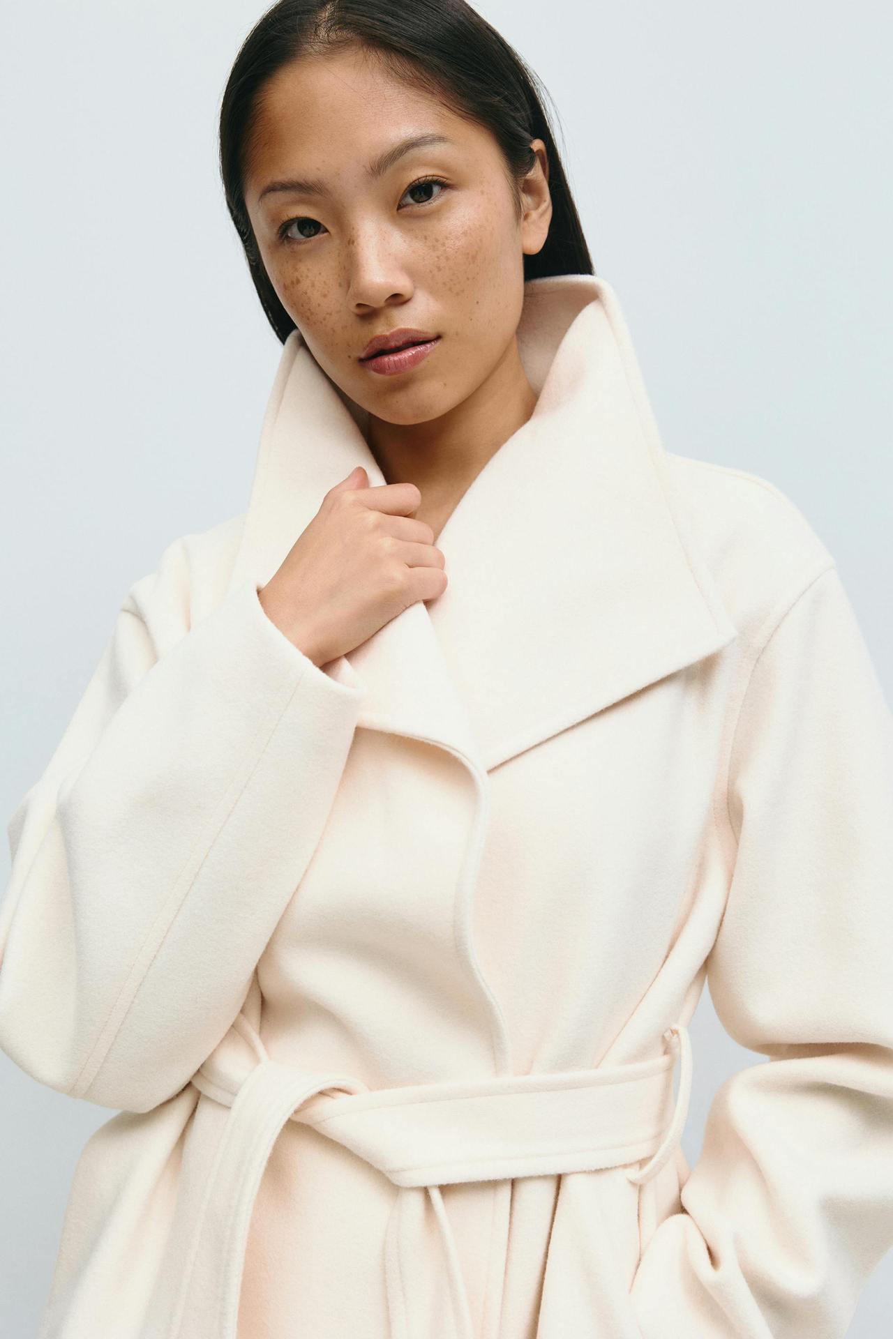 Alma Mid-Length Coat – White